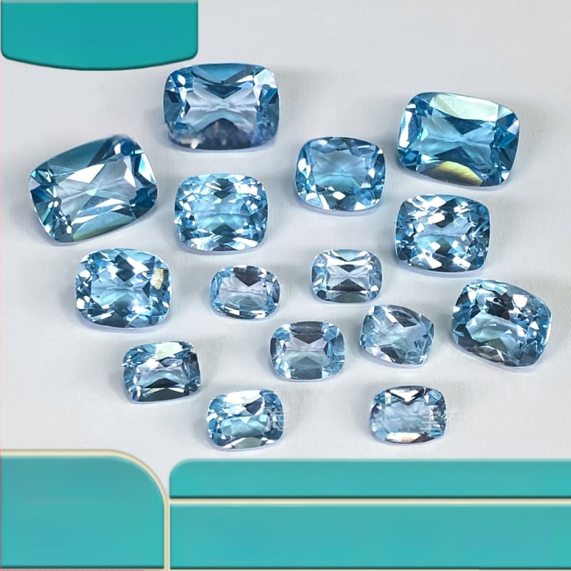 Prirodni topaz cabochon – nebo plava, prirodni kamen, privjesak za lanac