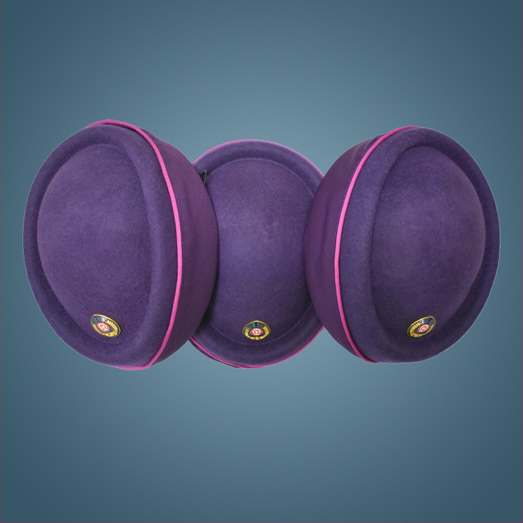 Șapcă de stewardesă din lână, țesătură twill, model monocrom, vârf sferic, margine plată (Lână; Țesătură twill; Monocrom; Vârf sferic; Margine plată)