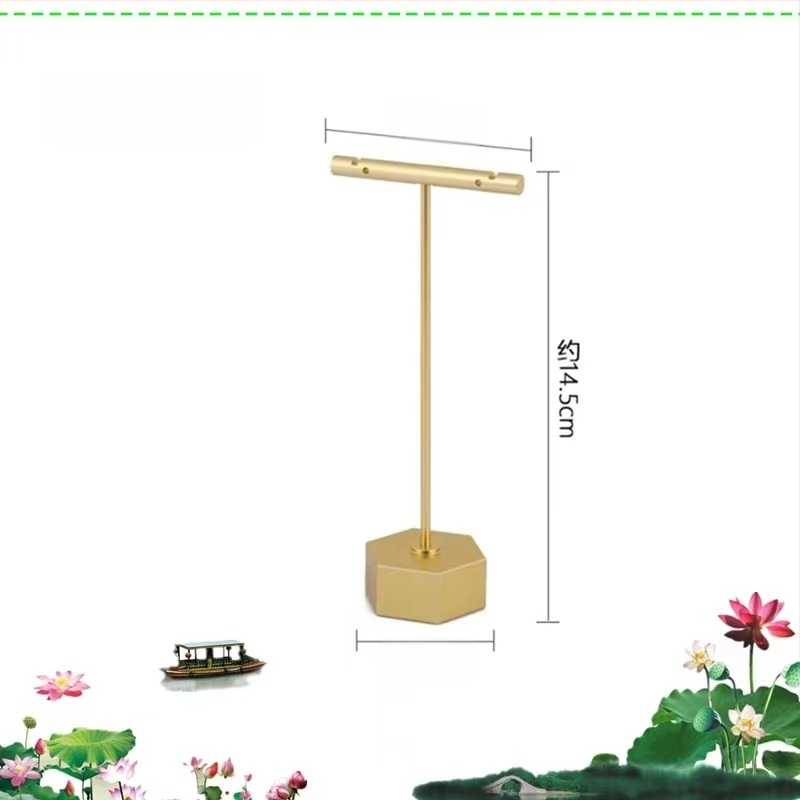 Suport de afișare pentru bijuterii din metal – construcție metalică, primăvara 2024, stil avansat