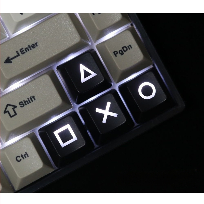 Μηχανικό πληκτρολόγιο με διαφανή ABS κάψες πλήκτρων σε μορφή pixel-heart, ESC/WASD/κατεύθυνσης πλήκτρα, MX σταυροειδή Chrysanthemum καπάκια· ενσύρματο