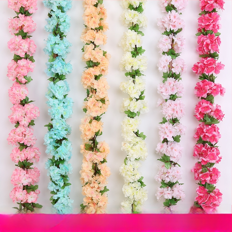 Viță artificială de cireș cu flori de satin, pentru decor interior, proiectată să se înfășoare în jurul conductelor