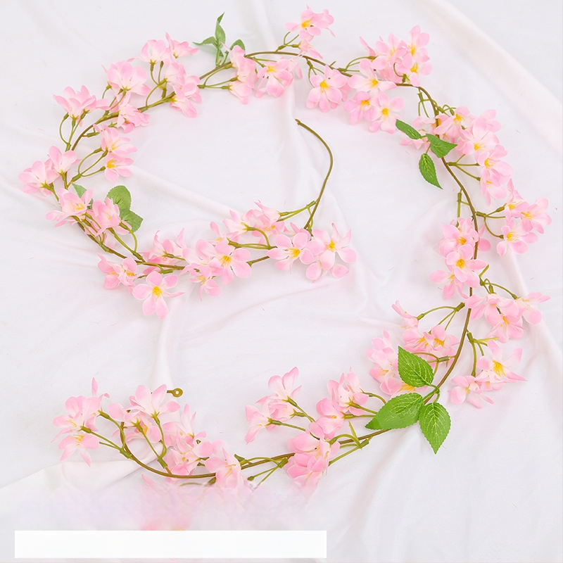 Viță artificială de cireș cu flori de satin, pentru decor interior, proiectată să se înfășoare în jurul conductelor