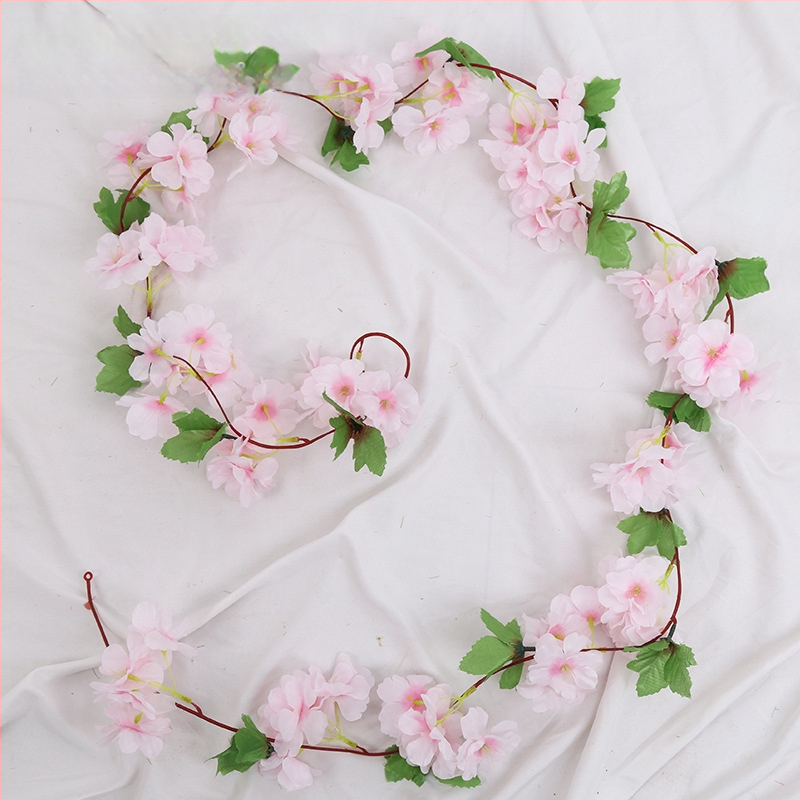 Viță artificială de cireș cu flori de satin, pentru decor interior, proiectată să se înfășoare în jurul conductelor