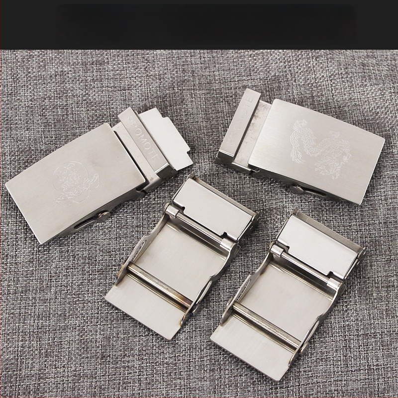 Rozsdamentes acél övcsat, görgőcsat, téglalap alakú, sima/lemezes csat, férfiaknak, minimalist stílus, övklipsz