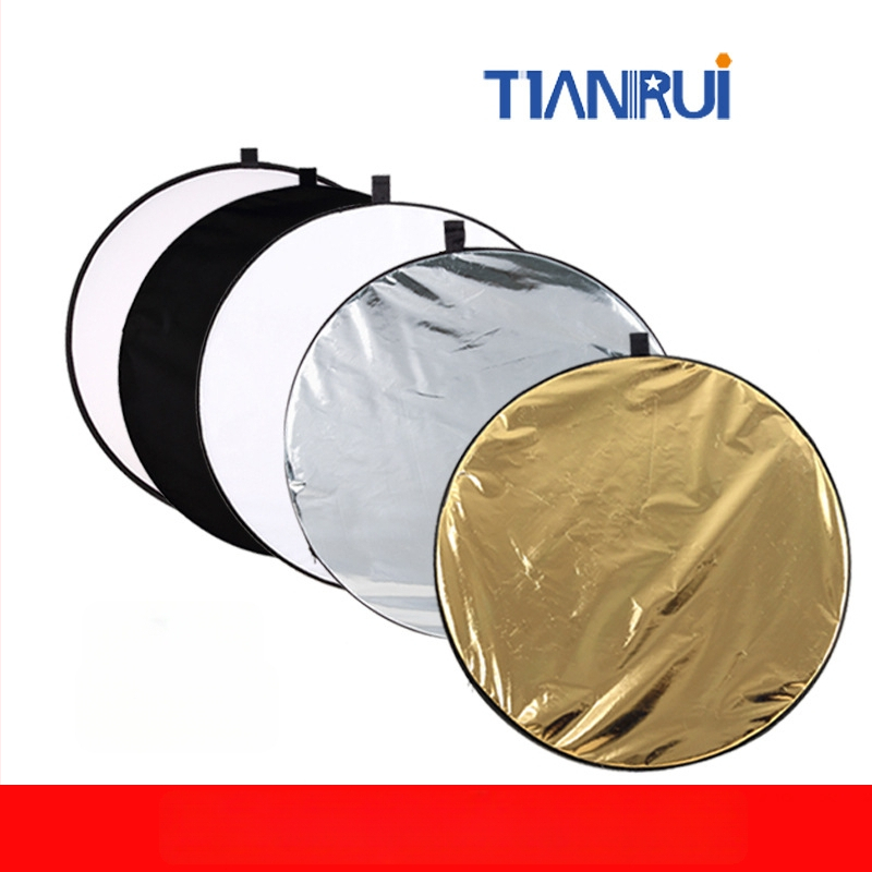 Πέντε σε ένα διπλής όψεως ανακλαστήρας, φορητός και εύχρηστος για επαγγελματική φωτογράφηση, κυκλικός, από ανακλαστικό ύφασμα.