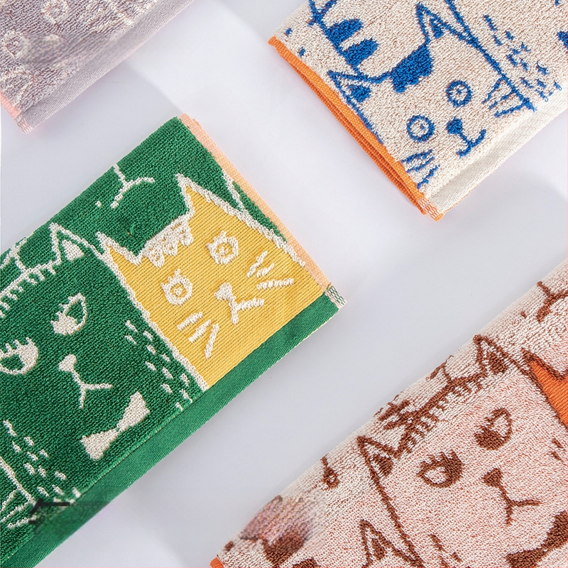 Sanli kūdikių džakardo 100% medvilninis rankšluostis, katės grafiti dizainas, 150D, 80–100 g