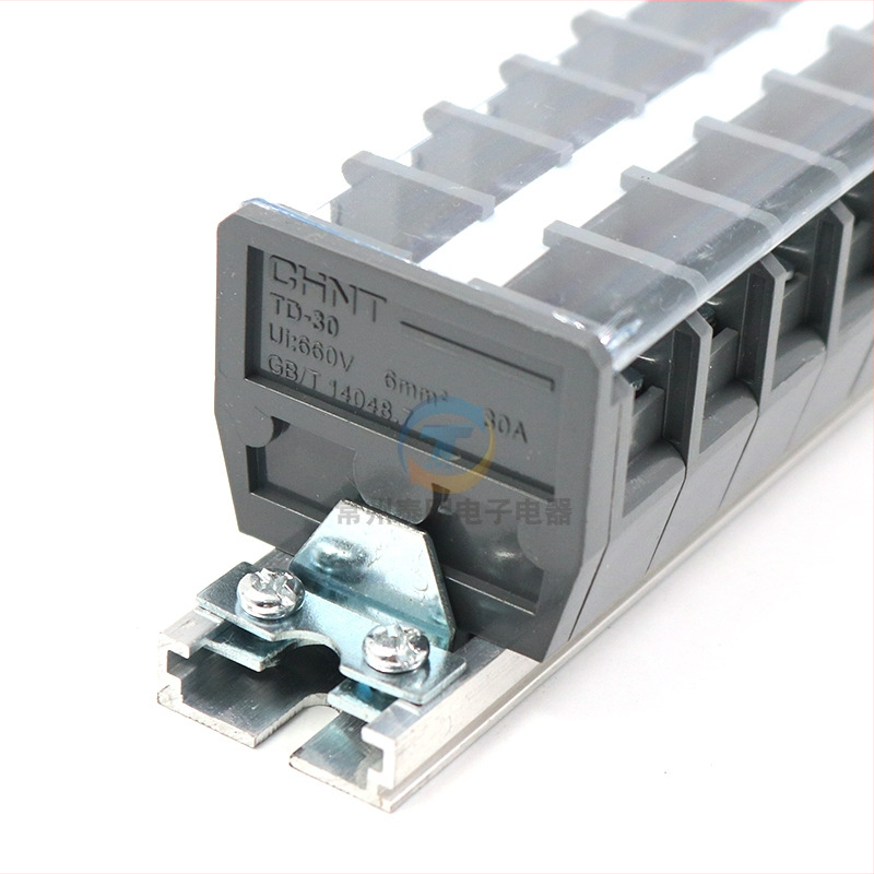 Chint TD-3020 20-позиционен меден клемен блок за разпределителен шкаф, 30A