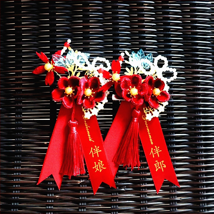 Esküvői corsage a menyasszony és a vőlegény, valamint a család részére — selyem virágok, Kuano márka, univerzális stílus, kivitelezés: Egyéb, import: Nem