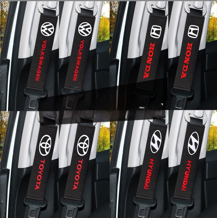 Perne pentru centură de siguranță auto – design extins pentru interior, foarte moi și groase, 100% bumbac; greutate 50 g; imprimare logo disponibil; personalizabil