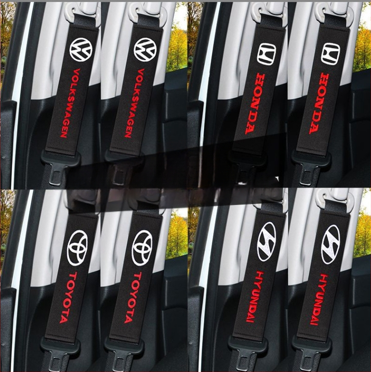 Perne pentru centură de siguranță auto – design extins pentru interior, foarte moi și groase, 100% bumbac; greutate 50 g; imprimare logo disponibil; personalizabil