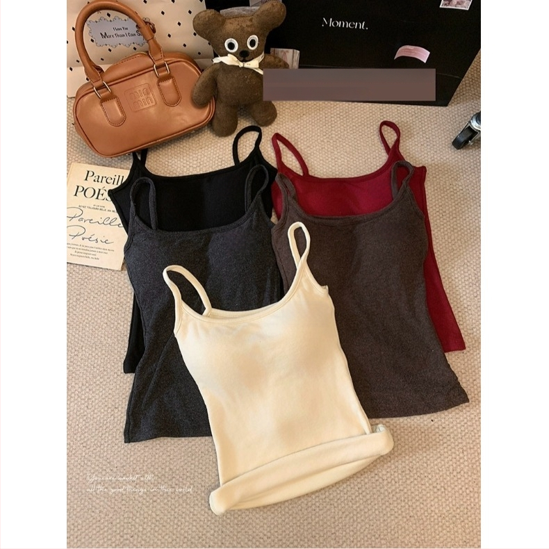 Női melegítő felső beépített kosaras melltartóval és párnával, kerek nyakú, egyrétegű, akril rost 70–80%, közepes súlyú 181–200 g/m²