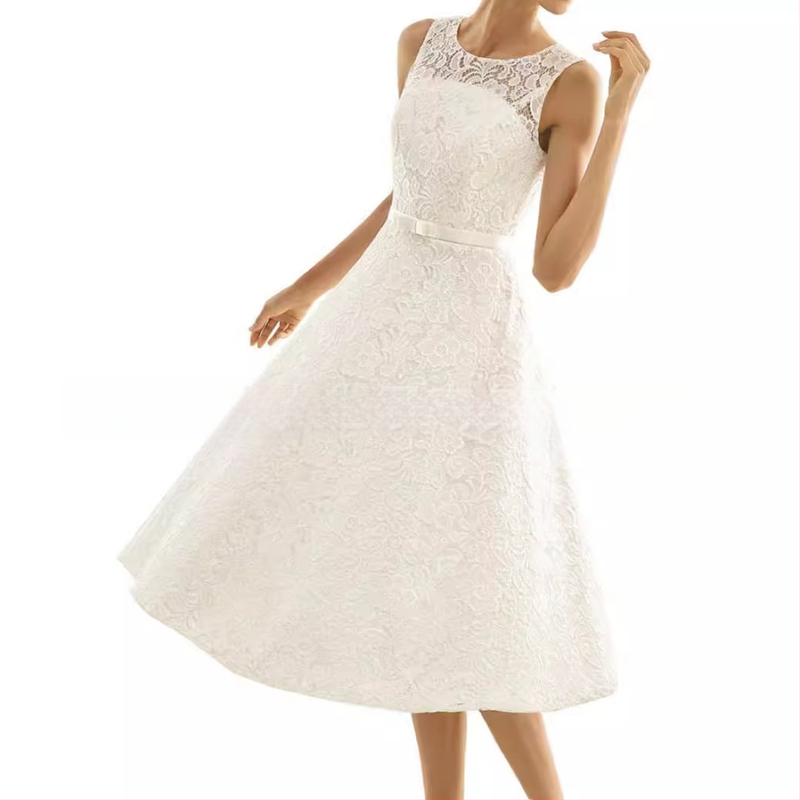 Félhosszú esküvői ruha U-nyakkal, ujjatlan, hercegnő-sziluett stílus, poliészter-keverék (30–50%), 2025 nyár