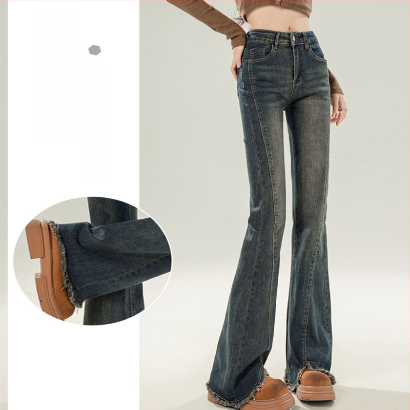 Sieviešu džinsi no denima - augsts viduklis, brīvs piegriezums ar viegli platāku kāju, brūšēts denims, 50–70% kokvilnas, Pavasaris 2025