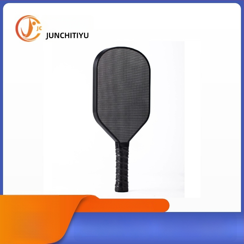 Monster Planet teniso raketė, anglies pluošto rėmas, raketės tipas: tiesus smūgis, skirta vidutiniams ir pažengusiems žaidėjams