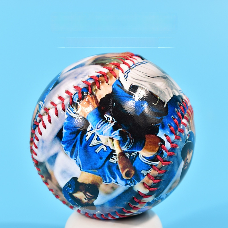 Čvrsta svijetleća lopta za baseball/softball za trening s otisnutim logom, PU koža, mekani baseball s gumovim jezgrom