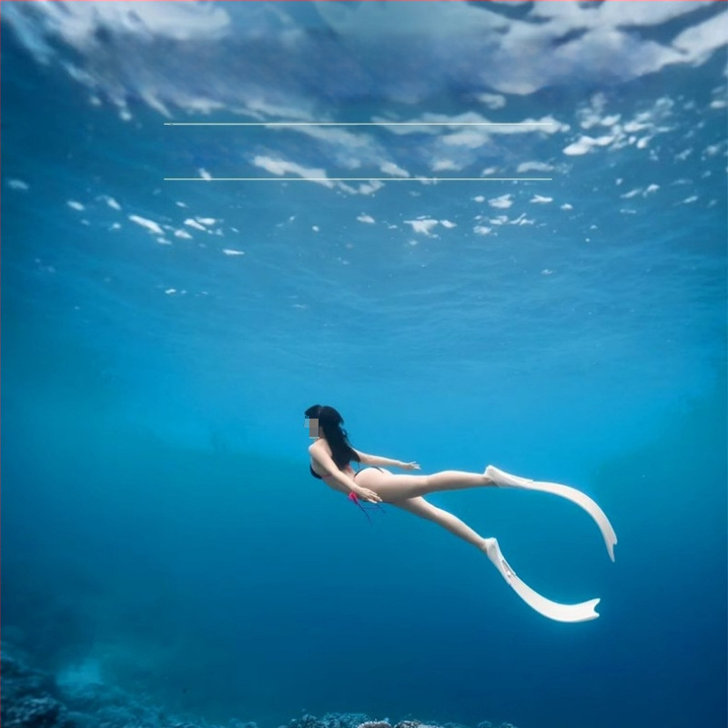 Moteriškos nardymo kojinės su UPF+ saulės apsauga – neslidžios kojinės banglentininkams