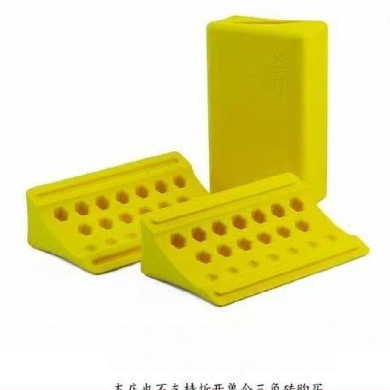 Trikampis EVA jogos blokas pečių atidarymui, fascijos atpalaidavimui ir reabilitacijos treniruotėms