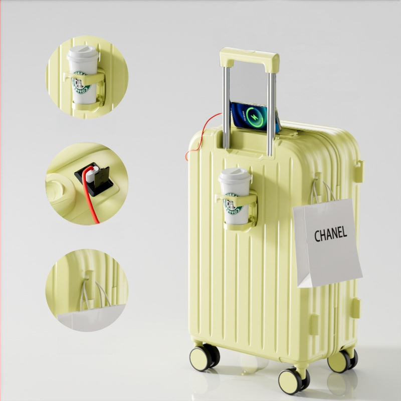 ABS/PC kohver lukuga avamisega, ülikerge, kulumiskindel, vargusvastane, lennureisidele sobiv, universaalsed rattad, kaal 2,8 kg.