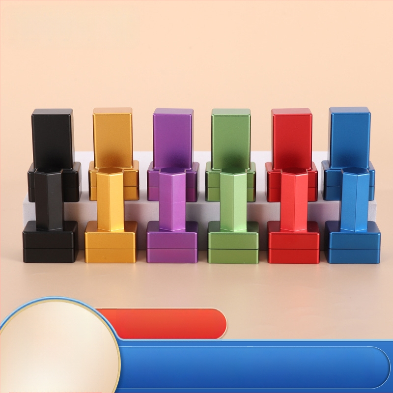 Négyszögletes golflabda pecsét, fém tokkal, fényérzékeny, méretek 31×24×54 mm, modell 114856