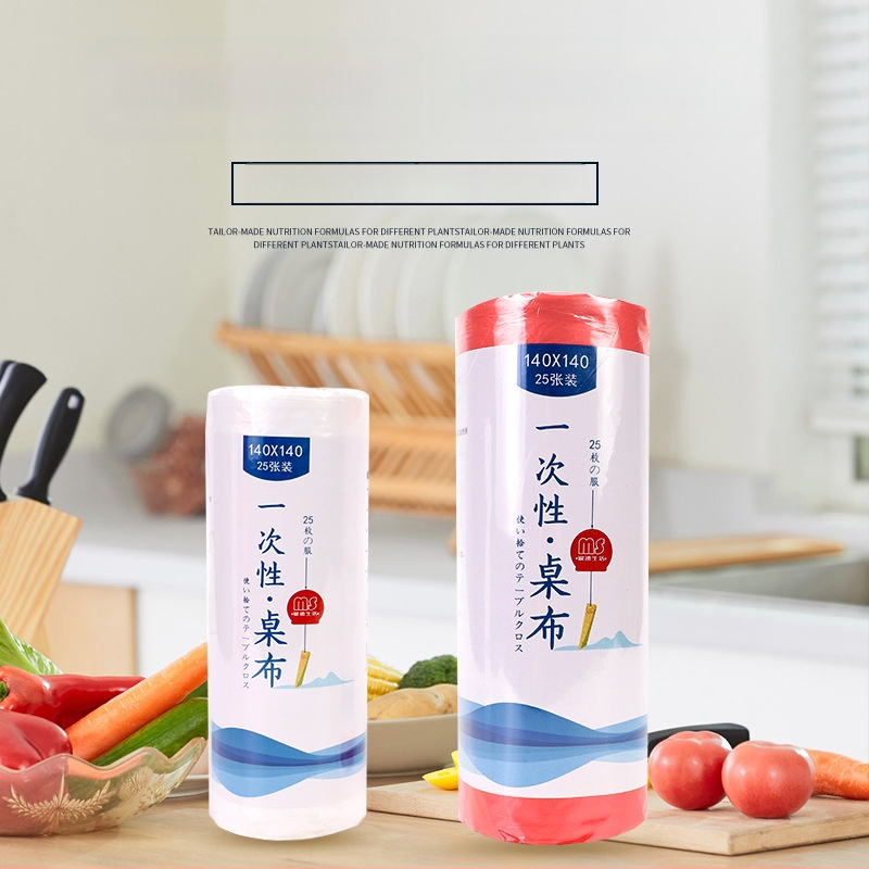 Egyszer használatos asztalterítő rolban, műanyagból (PE), téglalap alakú, 0.7 vastagság, olaj- és folyadékálló