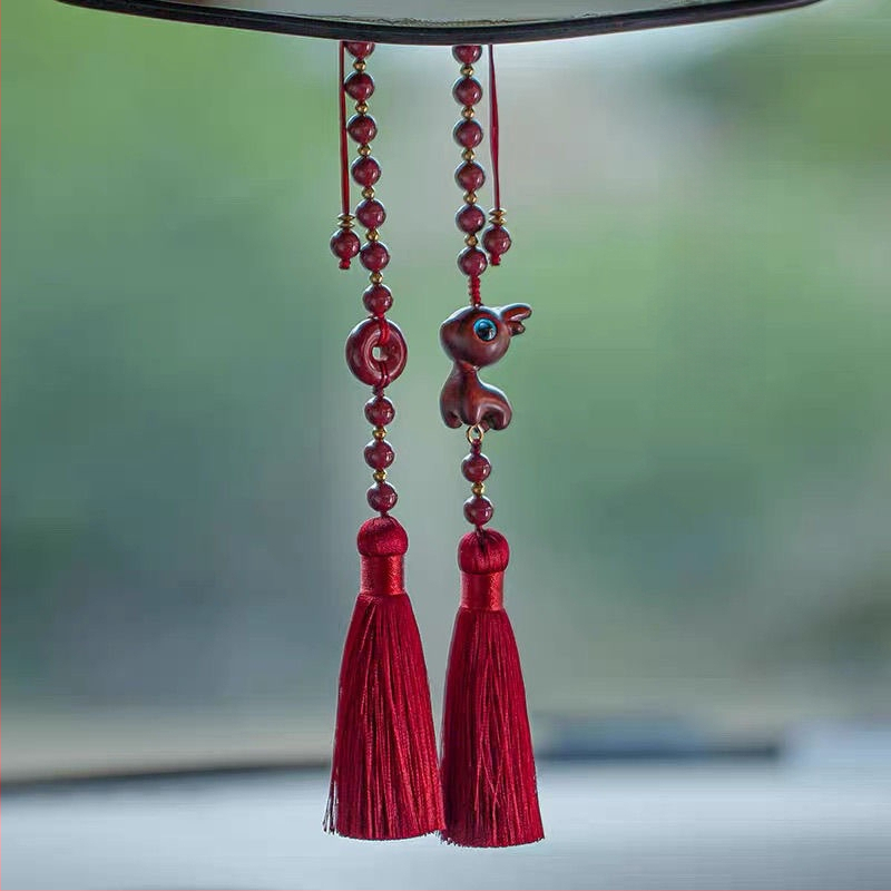 Cinabaro automobilio pakabukas galinio vaizdo veidrodėliui – kinų tradicinio stiliaus vidinis dekoras, automobilių papuošalas