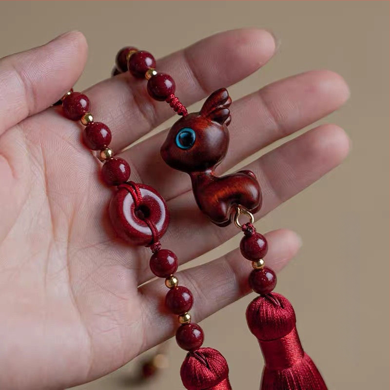 Cinabaro automobilio pakabukas galinio vaizdo veidrodėliui – kinų tradicinio stiliaus vidinis dekoras, automobilių papuošalas