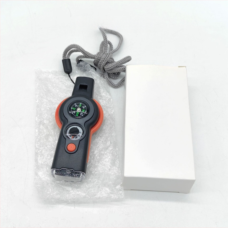 Túlélő eszköz LED-fénnyel, iránytűvel, sípolóval és hőmérővel (7 az 1-ben)