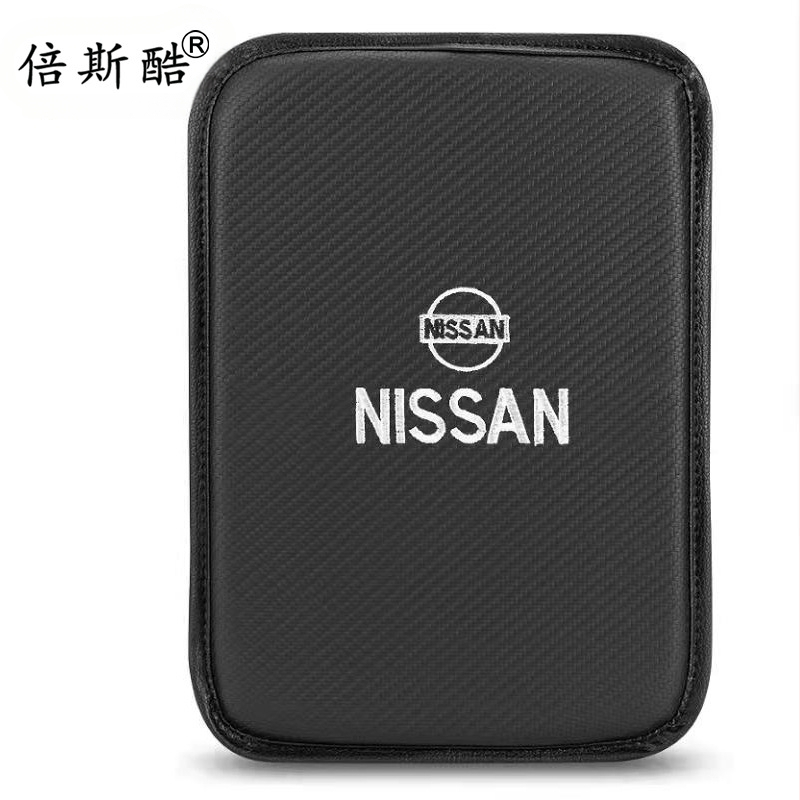 Autó karfához való párna memóriahabbal – bőr, univerzális illeszkedés, testreszabás elérhető, kopásálló bőr