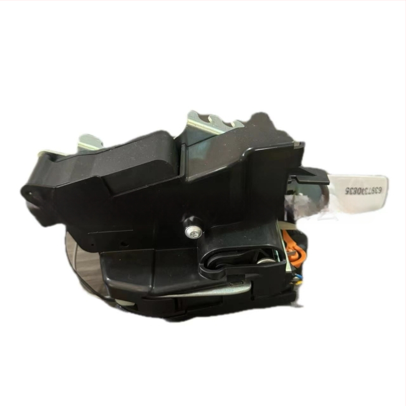 Mercedes-Benz központi zár anti-lopás adapter bal oldali középső ajtóhoz (2B051) – autóvédelmi eszköz