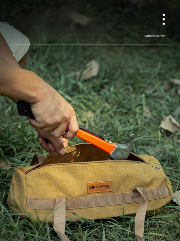 Buye Többfunkciós kempingkalapács szögkihúzóval, biztonsági kalapáccsal és fa nyéllel