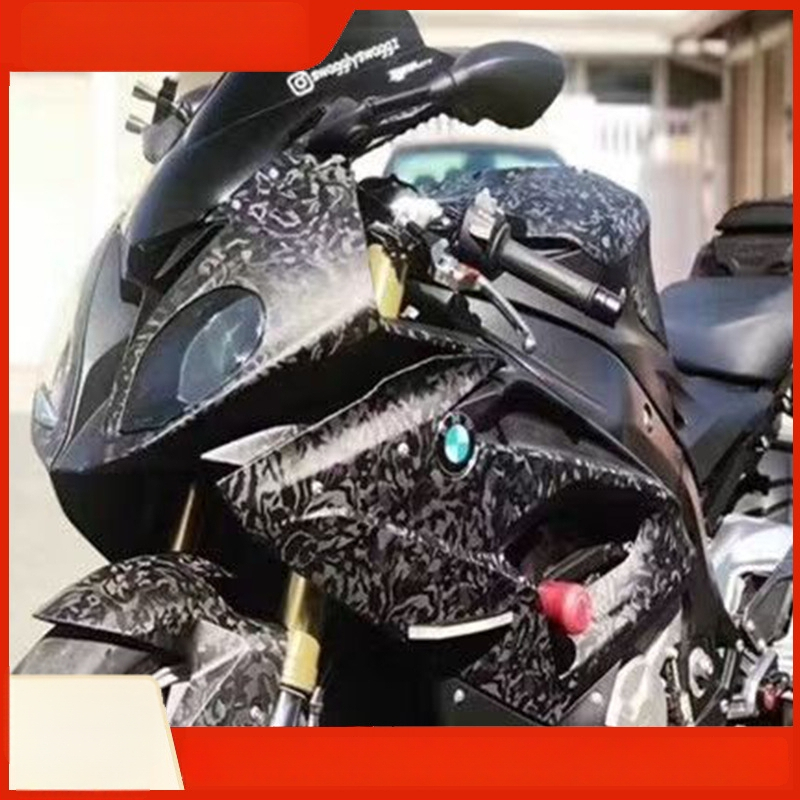 Автомобилен интериорен филм за защита с флорална карбонова текстура (гъвкав базов слой; PVC материал; 2-годишна гаранция; лесна инсталация с канали за отстраняване на въздуха; UV устойчиво покритие)