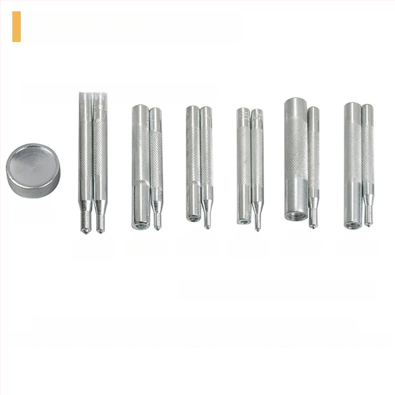 Chengyi Négyszeres szegecs forma – sárgaréz, felépítés: négyszeres, alkalmazások: kabátok, farmerok, bőrdzsekik