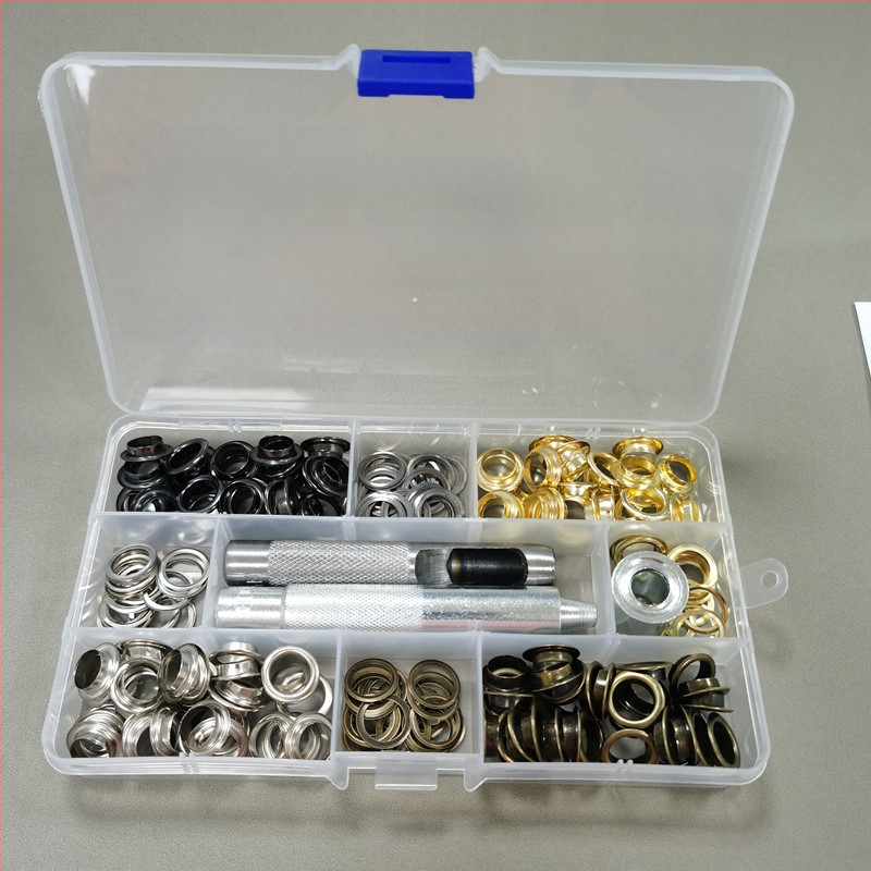 Vasból készült üreges szegecs készlet négygombos zárral és szerelő eszközzel, farmerhez, cipőkhöz, sapkákhoz és külső ruházathoz — WY