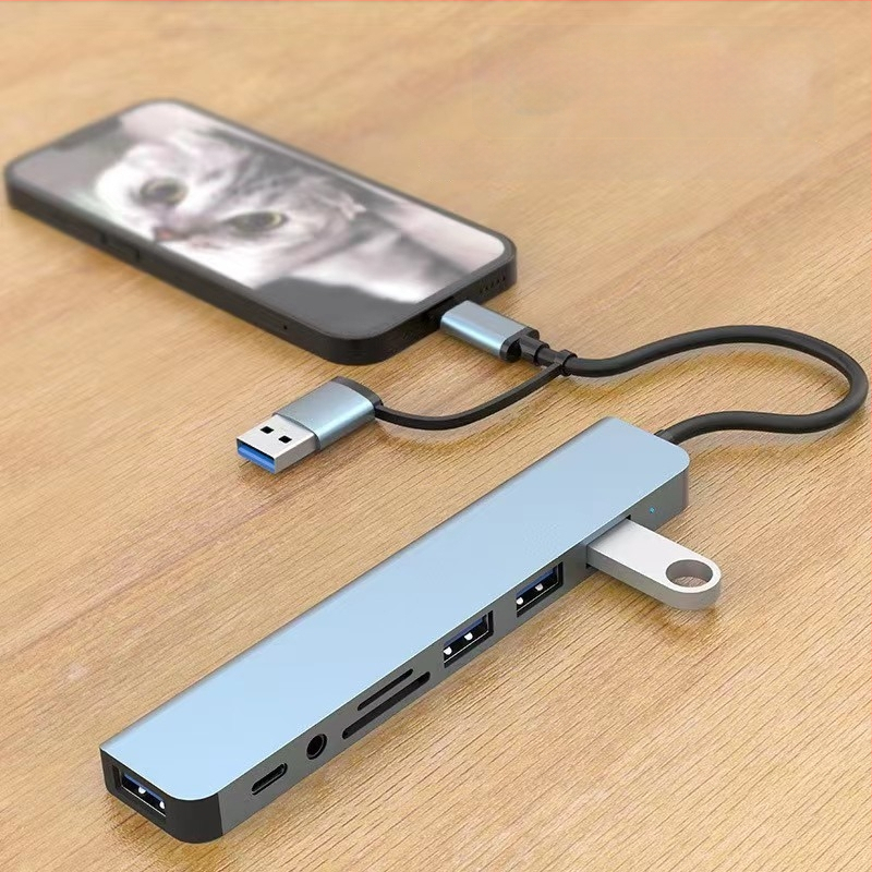 Type-C dvojhlavý 8-in-1 docking stanica USB hub s čítačkou kariet
