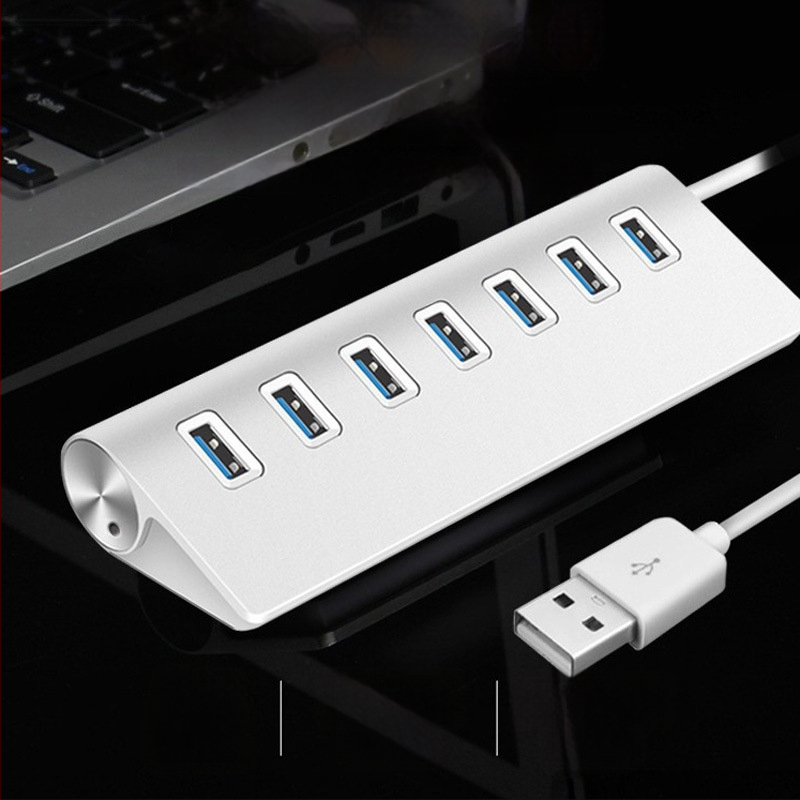 7-portový USB 3.0 hub z hliníkovej zliatiny