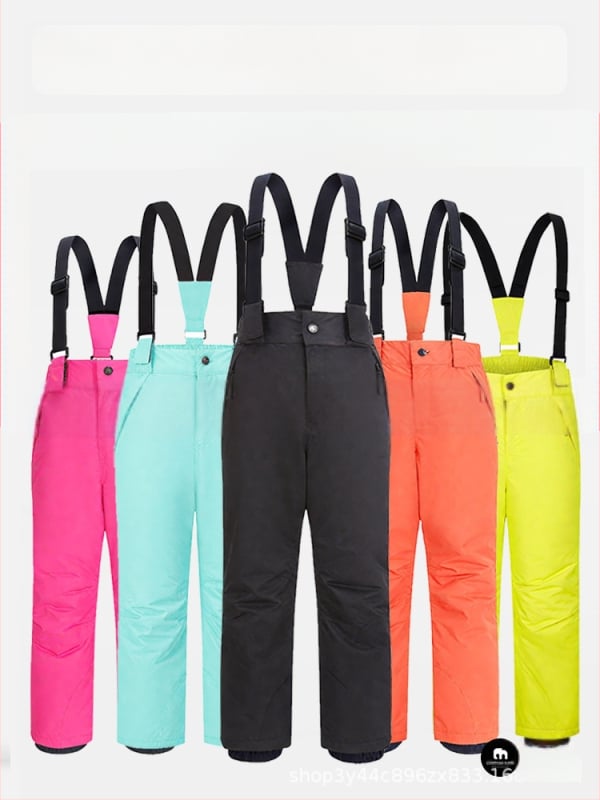 Dječje skijaške hlače s naramenicama – vodootporne, otporne na vjetar, prozračne, brzo se suše, tople; materijal: poliester; punilo: svilno vlakno