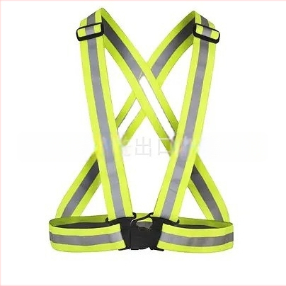 Vesta reflectorizantă pentru alergare, cu închidere snap și reglabilă cu inel D