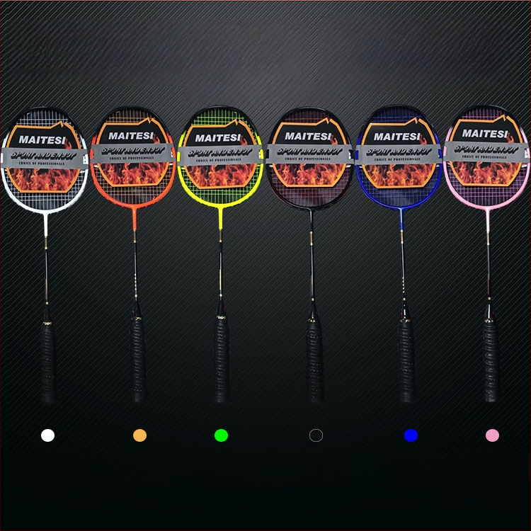 Rachetă de badminton din fibră de carbon, ultra-ușoară, lamă dreaptă, greutate 75–79 g, fire din fibră de mătase