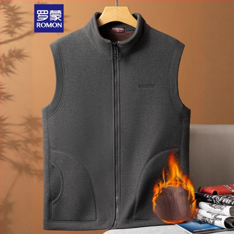 Мъжка жилетка с качулка, стояща яка и цип, свободен силует, зимен сезон