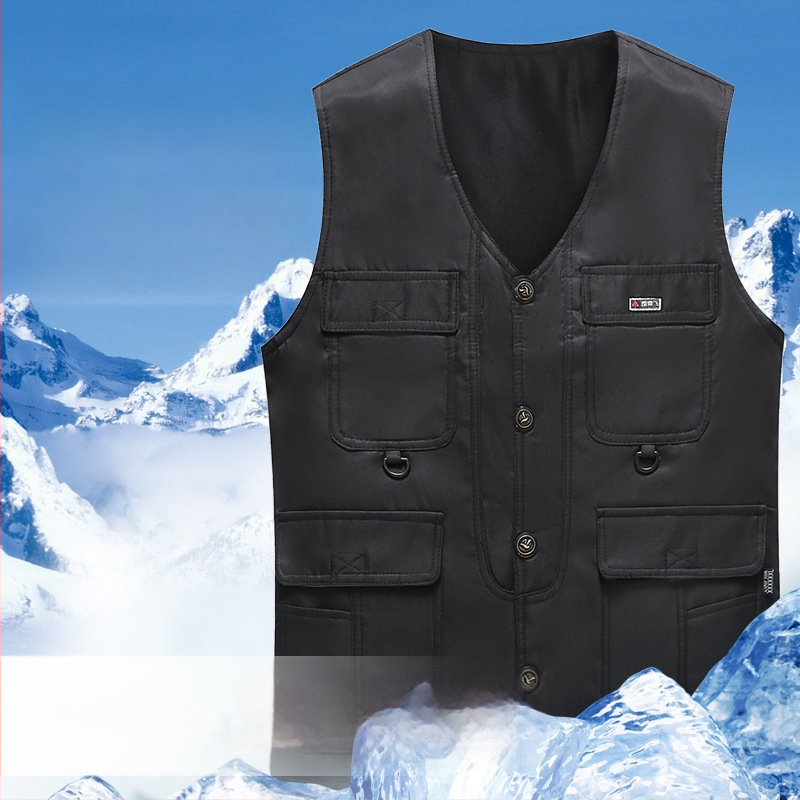 Жилетка с качулка, свободна кройка, преден цип, джобове, едноцветен модел