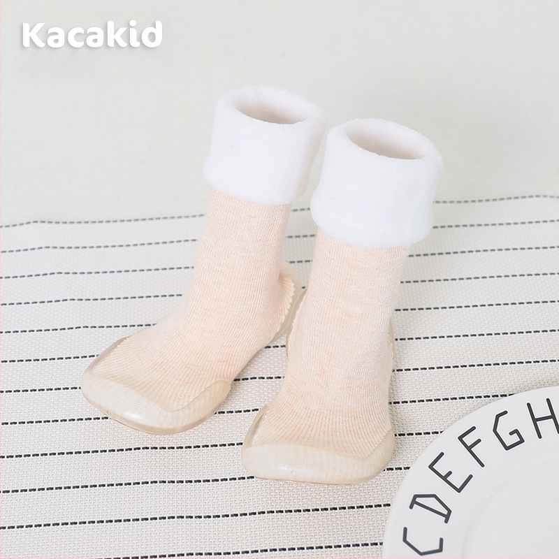 Libisemiskindlad talvised siseruumide kingad beebidele ja väikelastele – puuvillane materjal, triibuline ja karikatuur kujundus, 1–3 aastat