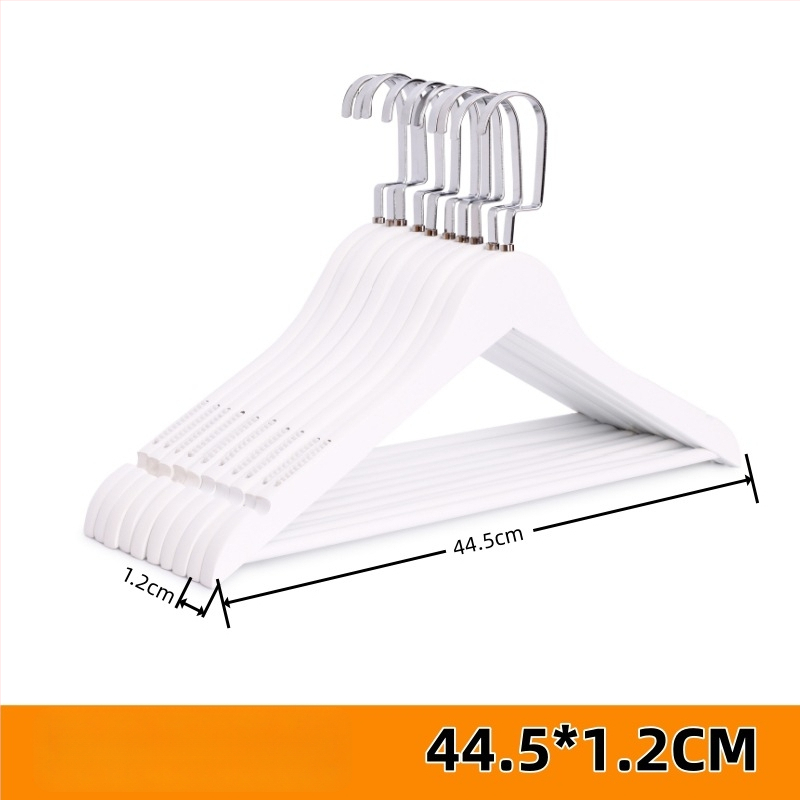 Masyvaus medžio drabužių pakabiklis su plokščiu kabliu, įdubos anti-slip juostelė, abiejų pusių briaunos, be įbrėžimų – modelis CJWMC23