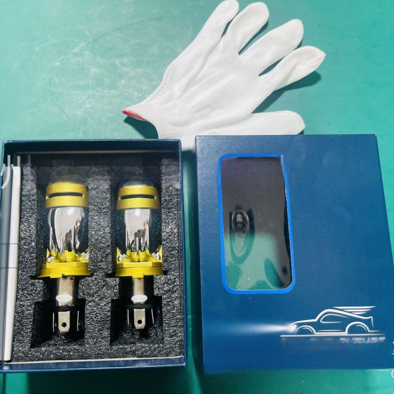 H4 LED auto farovi s integriranim visokim i niskim snopom, vodootporni, 5000 lm, 12V, aluminijsko kućište, model M01J