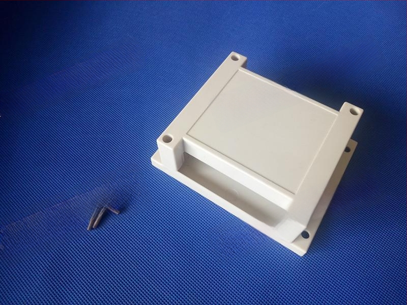 ABS plastično kućište za PLC, kutija za upravljanje, dimenzije 115×90×40 mm