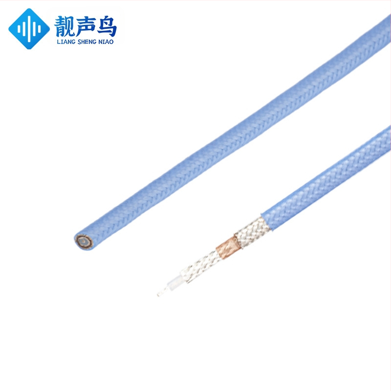 TRX-316 Cablu de test tri-coaxial cu BNC, conectare cu bayonet dublu, conductor placat cu argint, izolație dublă, ecranare dublă; câștig 3.5, interval de frecvență 0-3700