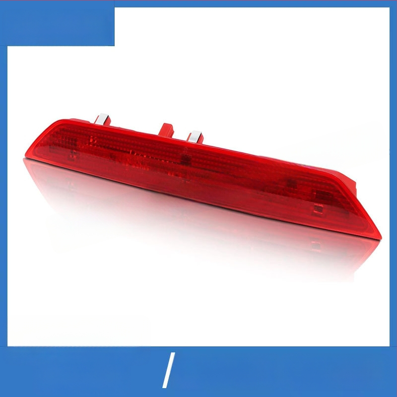 Ford Transit 2015–2023 felső pozíciójú féklámpa, BK3Z-13466-C / BK3Z-13466-A, 12V, 12W