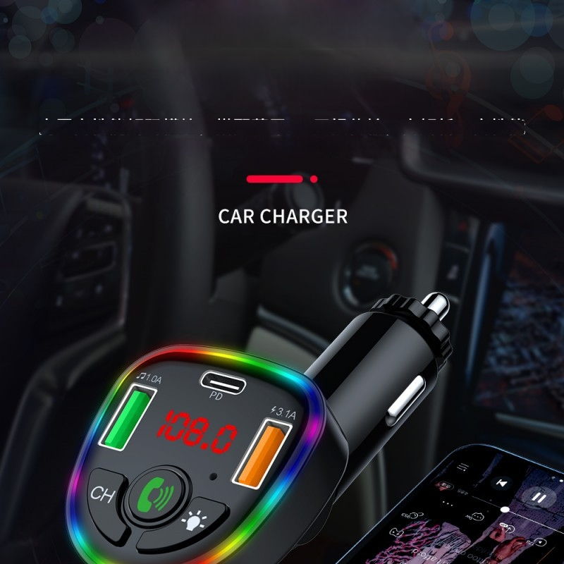 Auto laadija kiirlaadimise ja pinge mõõtmisega, sisend 12V/24V, FM-transmitter ja Bluetooth MP3-mängija