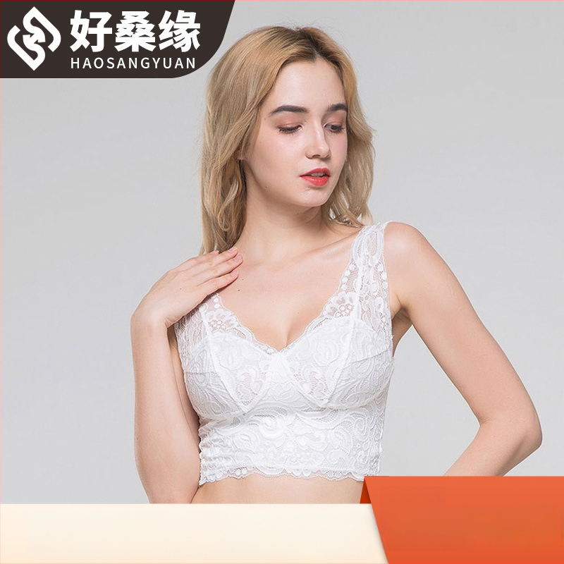 Mulberry šilko tub-top su vidutiniškai formuotomis kupromis, krūtinės ilgis, minimalistinis kasdieninis stilius