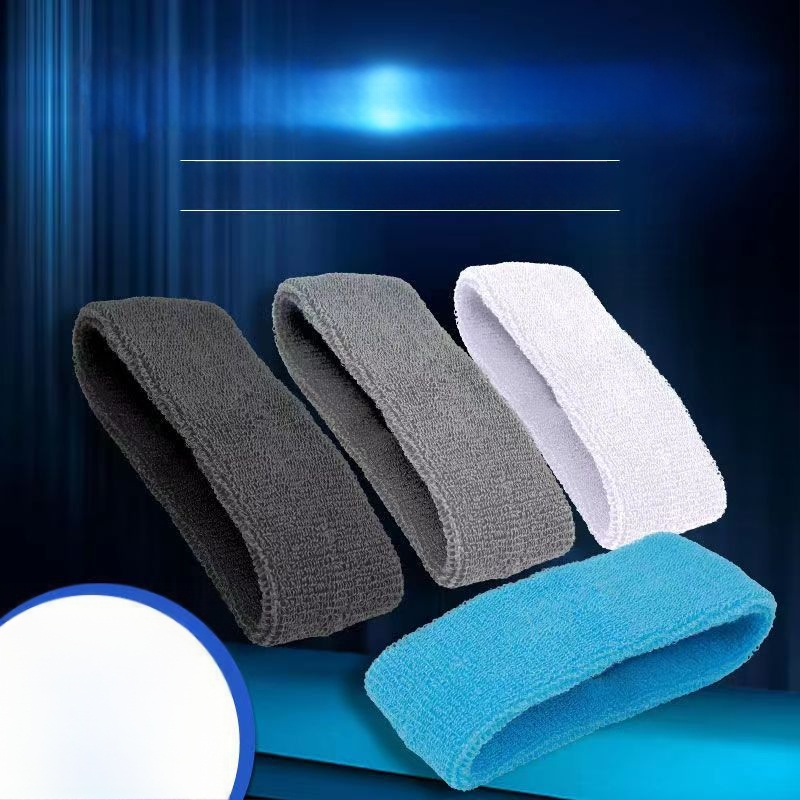 Spordipea katete komplekt: kiiresti kuivab, hingab, higist imenduv; veekindel materjal; täiskasvanud, unisex; sobib välispordiks nagu jooksmine, matkamine, rattasõit.