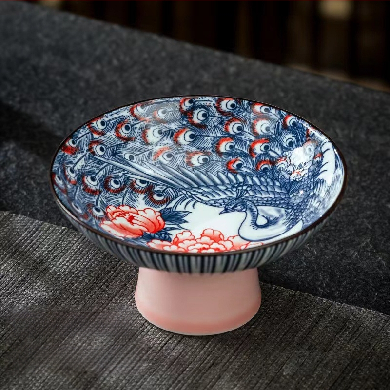 Porcelán gyümölcstál, vintage egyszerű stílus, 2023 szeptemberében bemutatva.